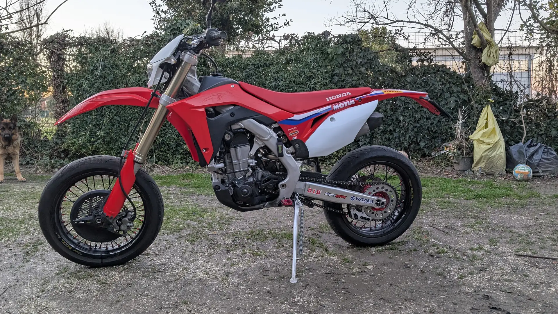 Honda CRF 450 Rojo - 1