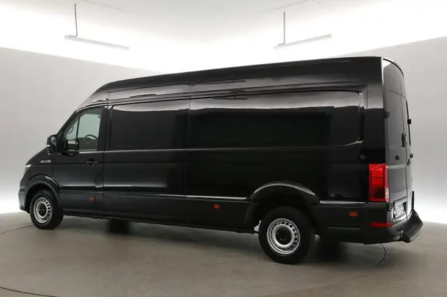 Volkswagen Crafter view 4