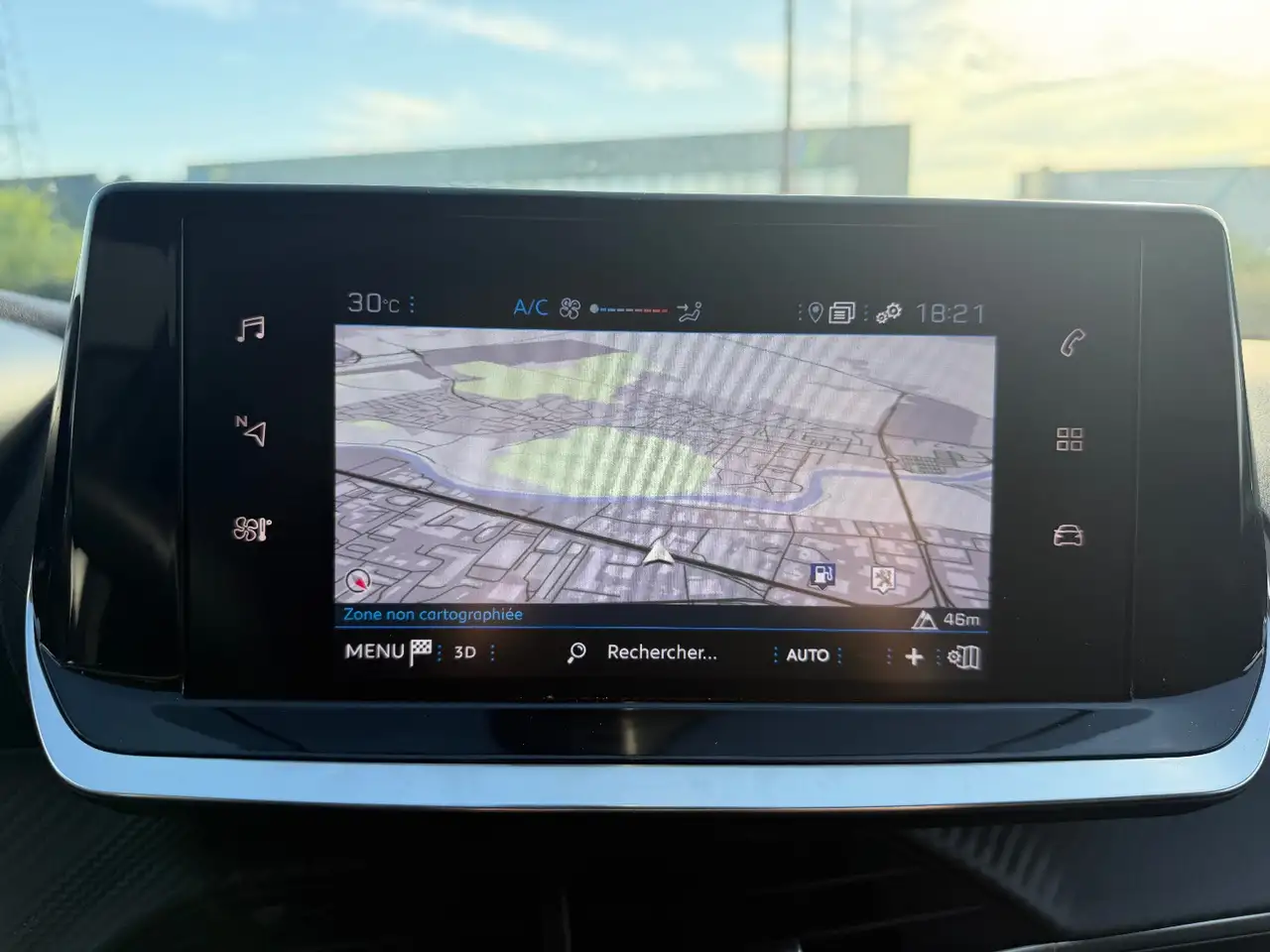 Peugeot 208 208 — photo 9