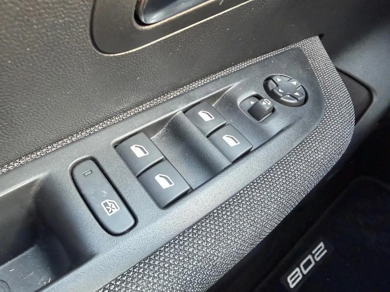 Peugeot 208 208 — photo 8