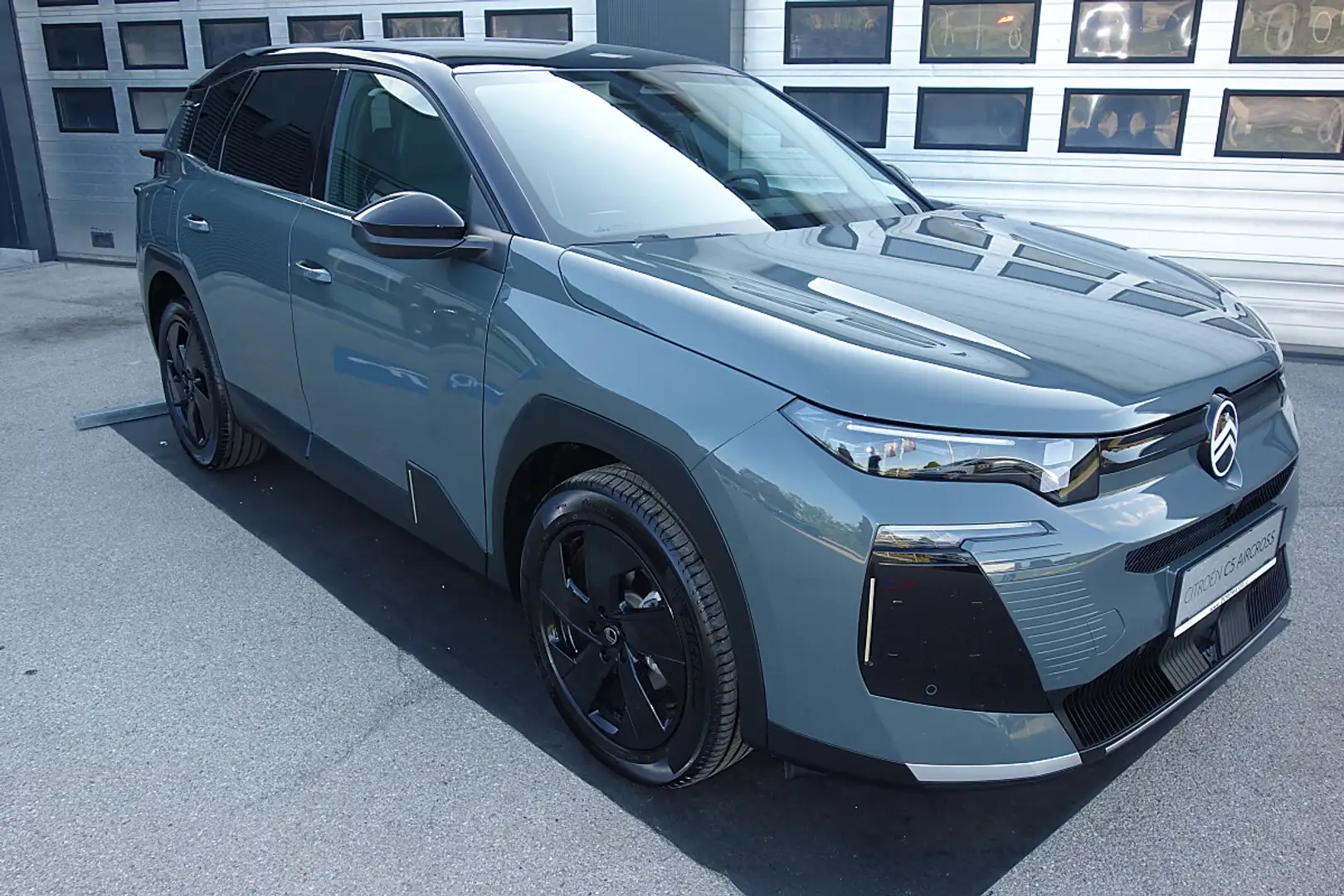 Citroen C5 Aircross mHEV 145 Max Aut. Grau - 1