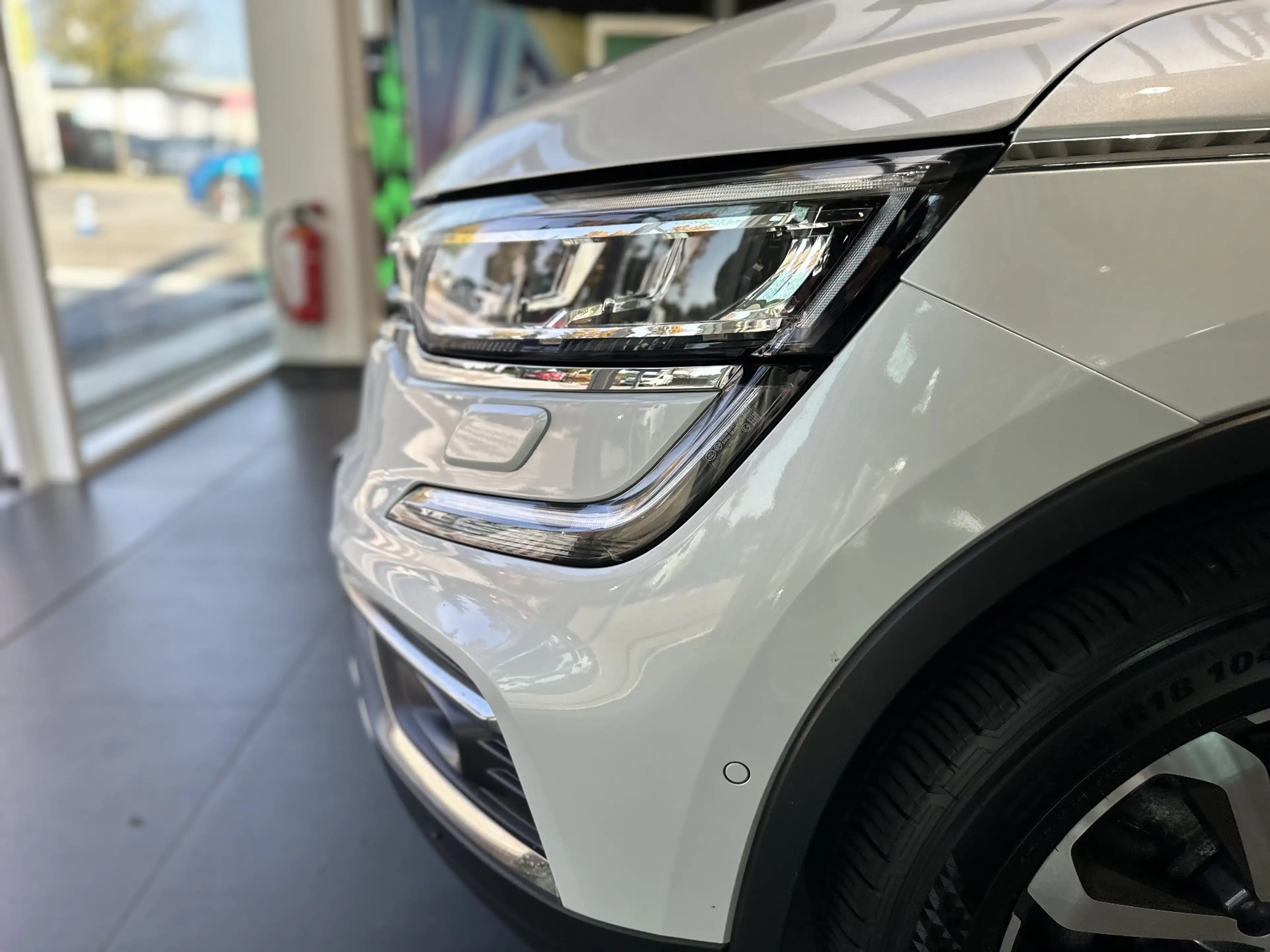 Renault Koleos INTENS dCi 185 4WD X-tronic ABS ESP — photo 4