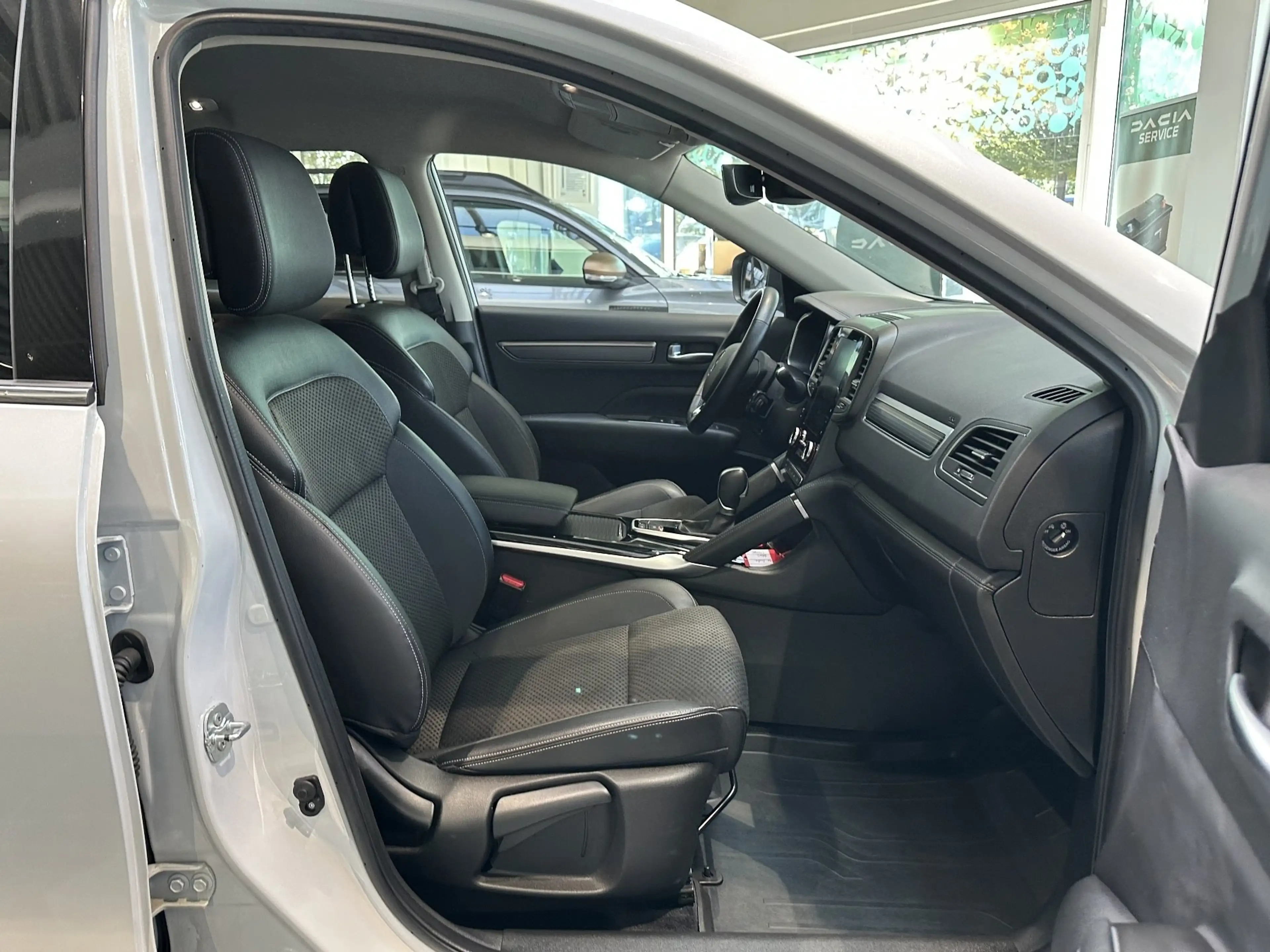 Renault Koleos INTENS dCi 185 4WD X-tronic ABS ESP — photo 8