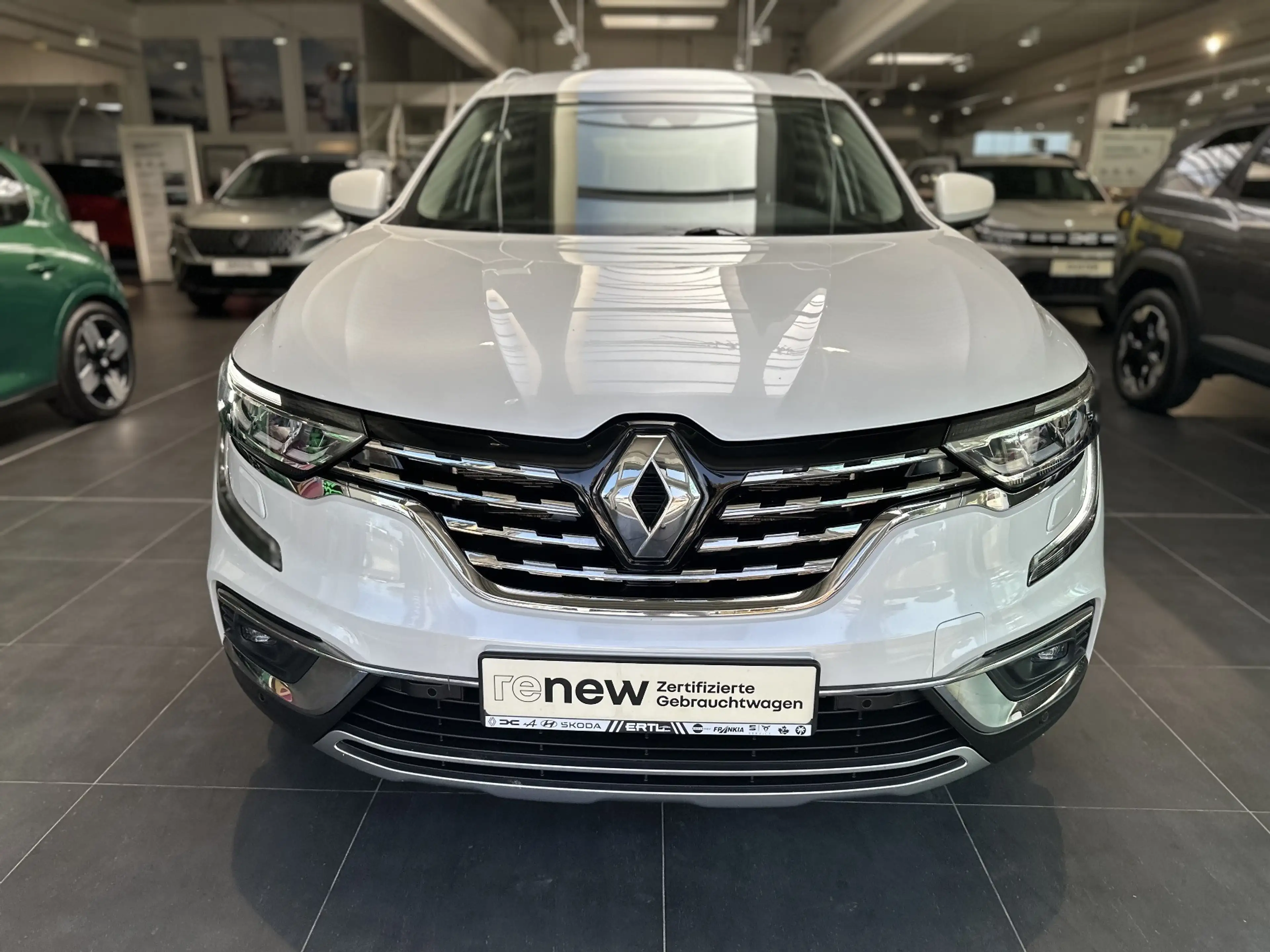 Renault Koleos INTENS dCi 185 4WD X-tronic ABS ESP — photo 2