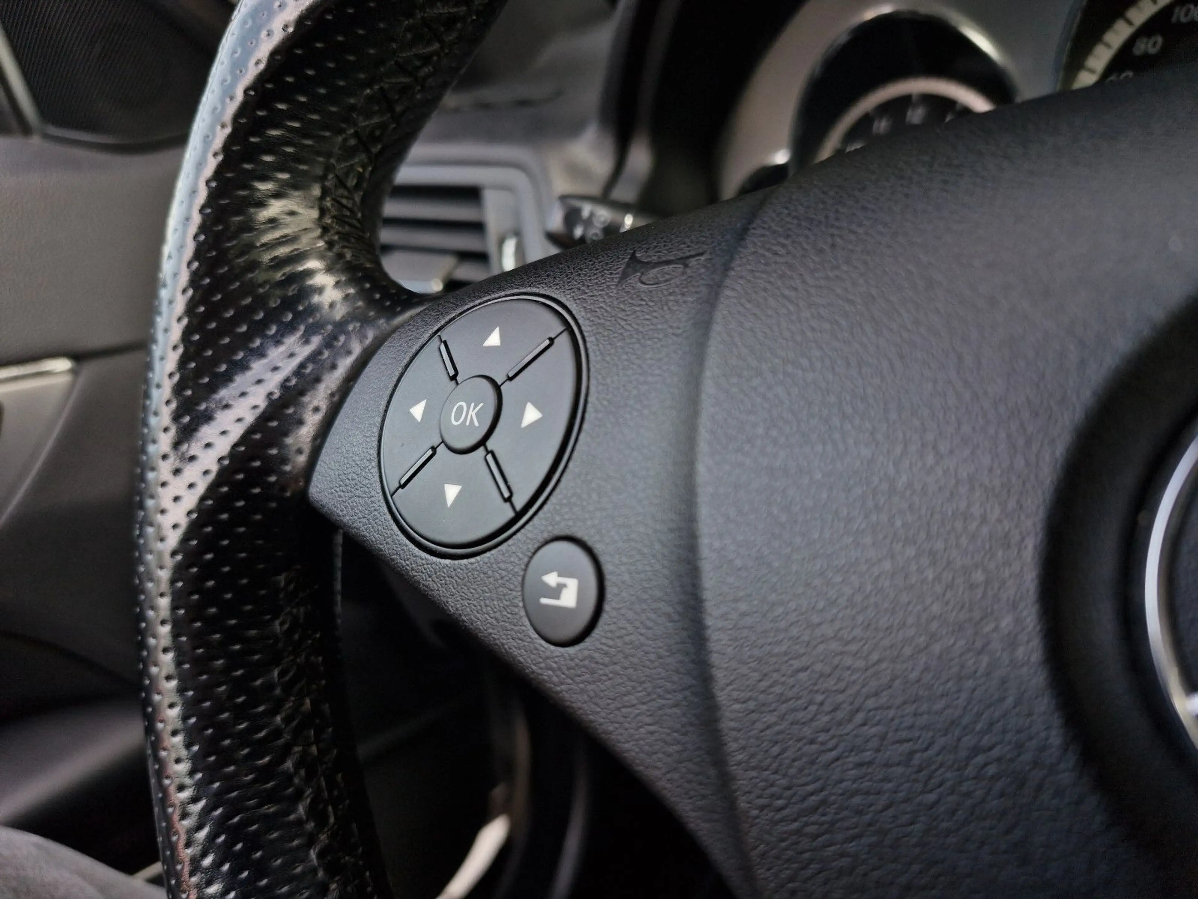 Mercedes-Benz E 250 CDI Coupe BlueEfficiency/LEDER/BI-XENON/PAN — photo 14