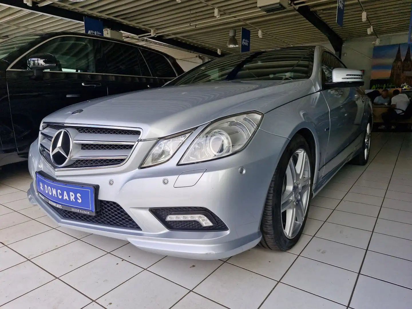 Mercedes-Benz E 250 CDI Coupe BlueEfficiency/LEDER/BI-XENON/PAN Argent - 2
