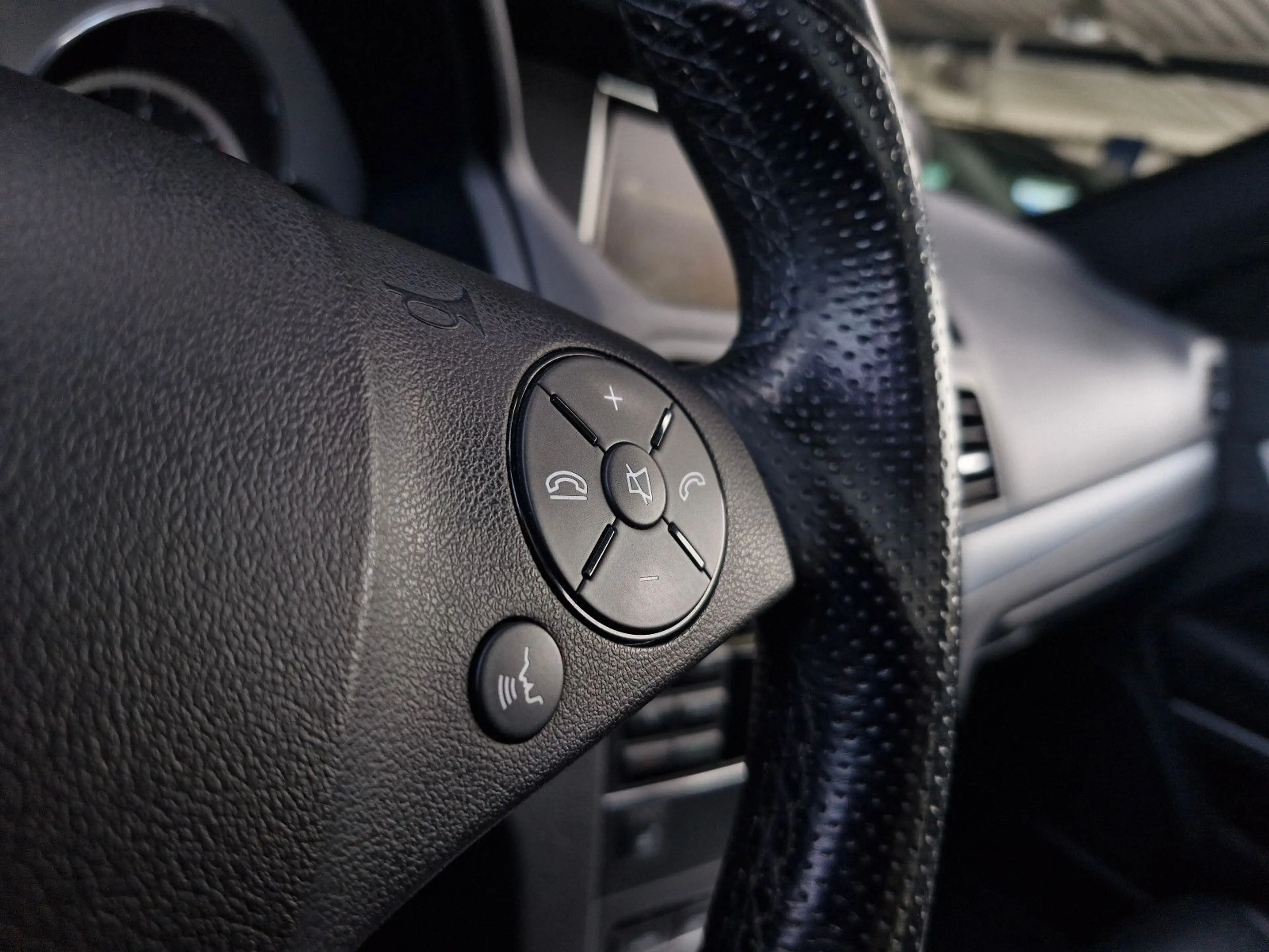 Mercedes-Benz E 250 CDI Coupe BlueEfficiency/LEDER/BI-XENON/PAN — photo 15