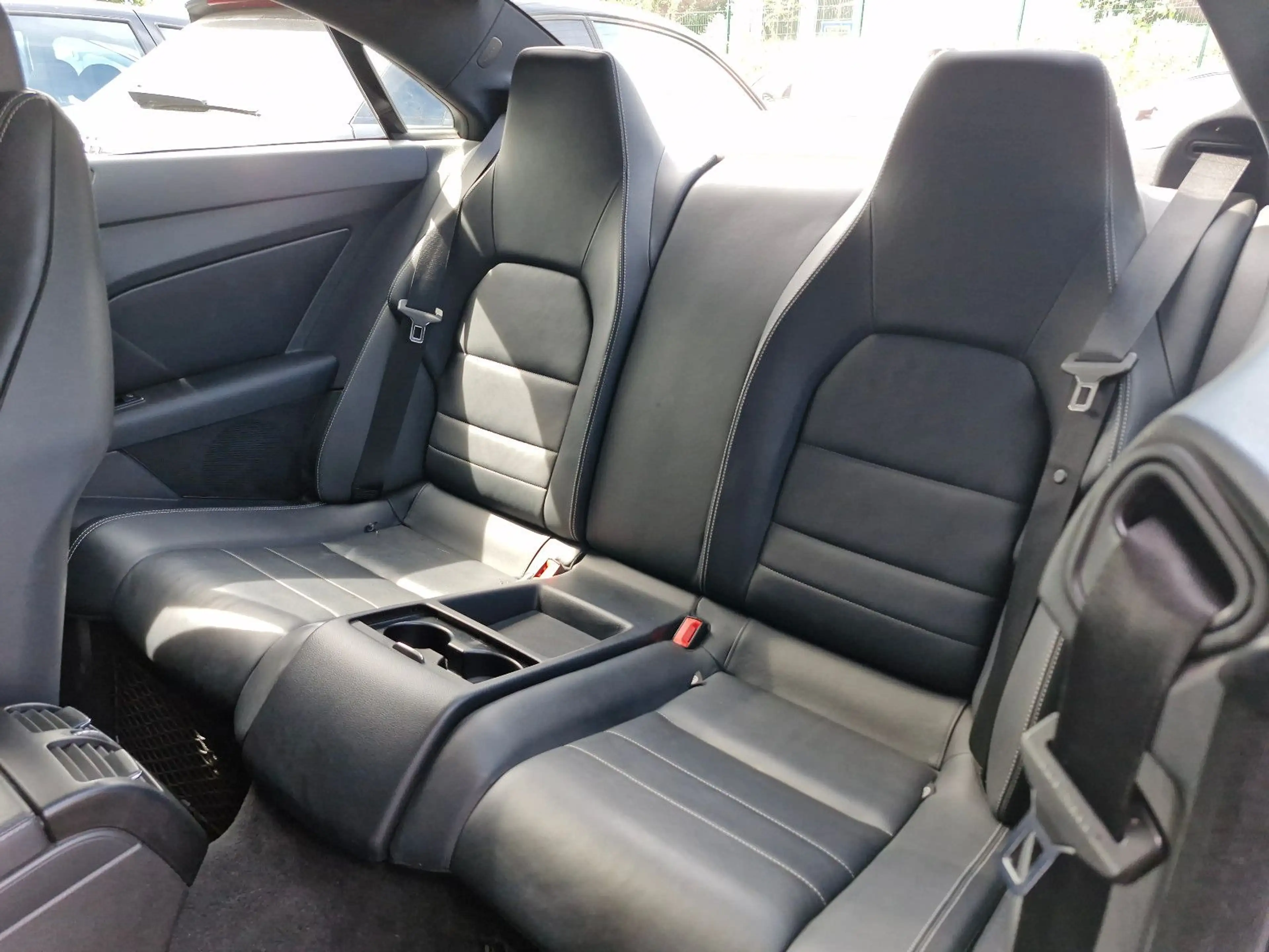 Mercedes-Benz E 250 CDI Coupe BlueEfficiency/LEDER/BI-XENON/PAN — photo 10