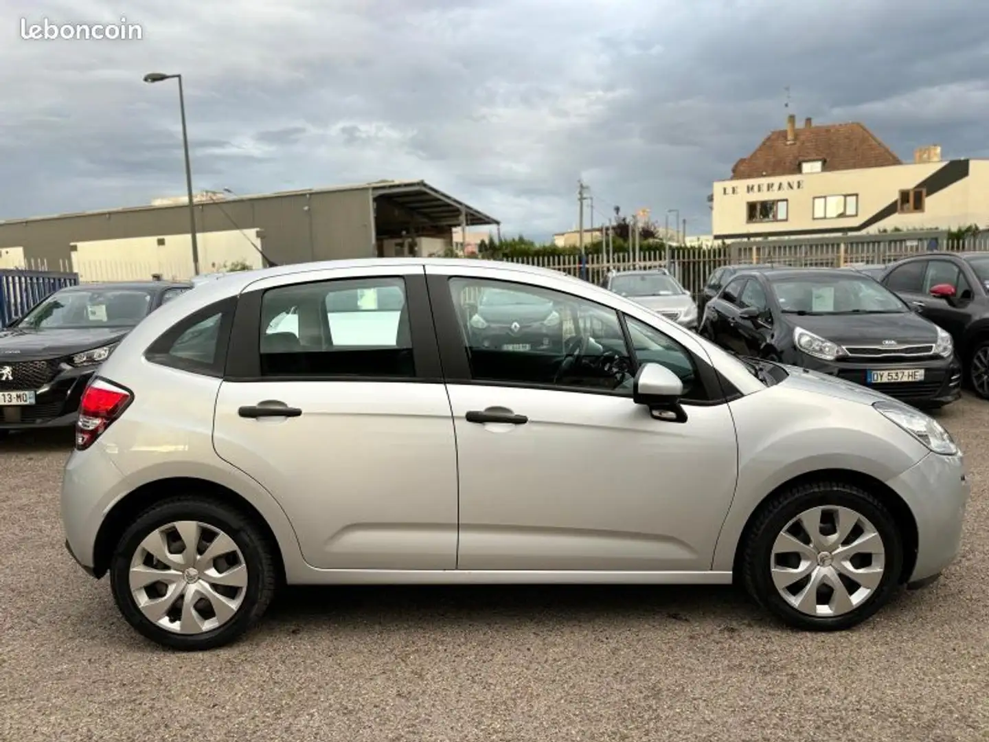 Citroen C3 1.2 PURETECH ATTRACTION Gris - 2
