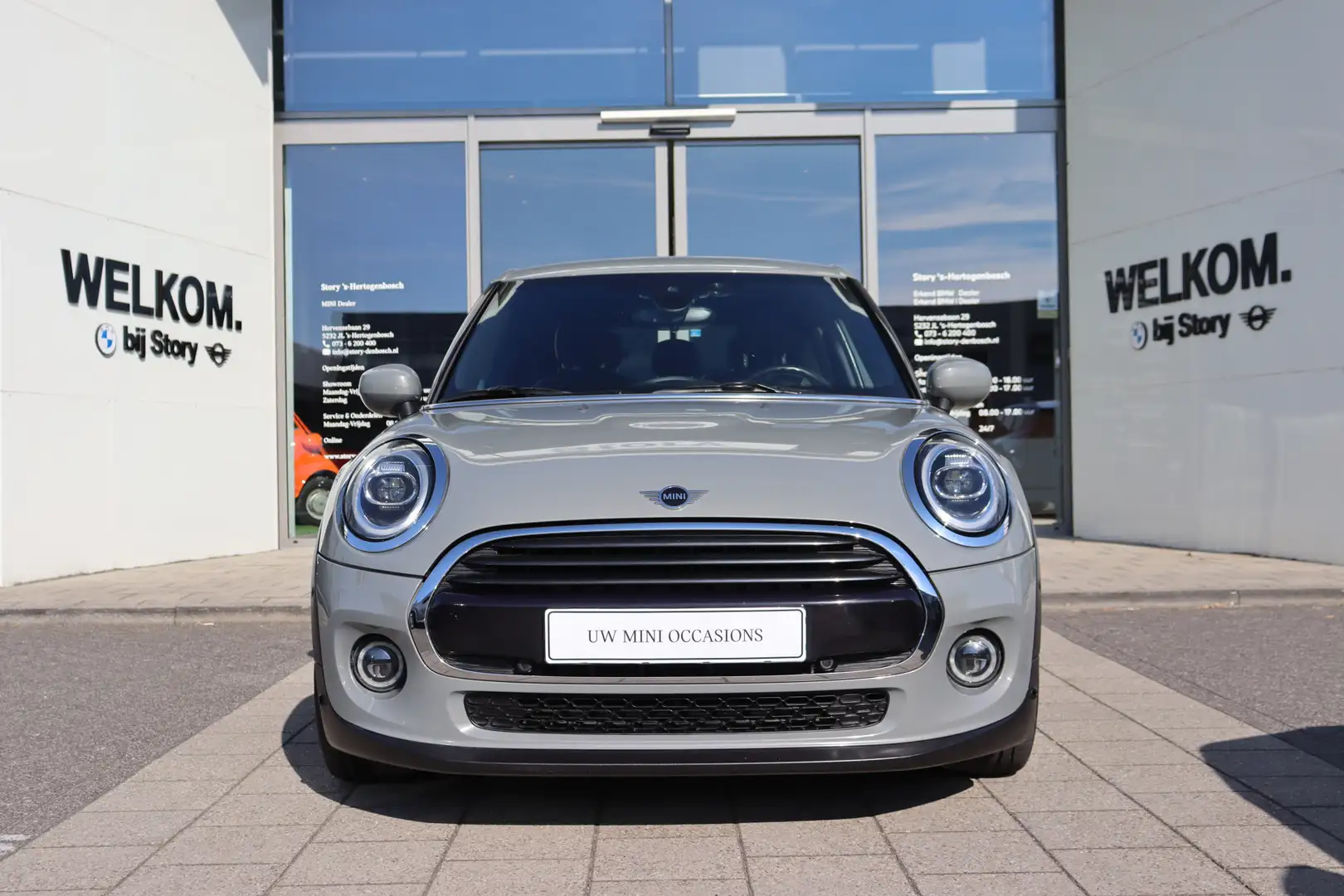 MINI Cooper Hatchback Automaat / Achteruitrijcamera / Comfort Grau - 2