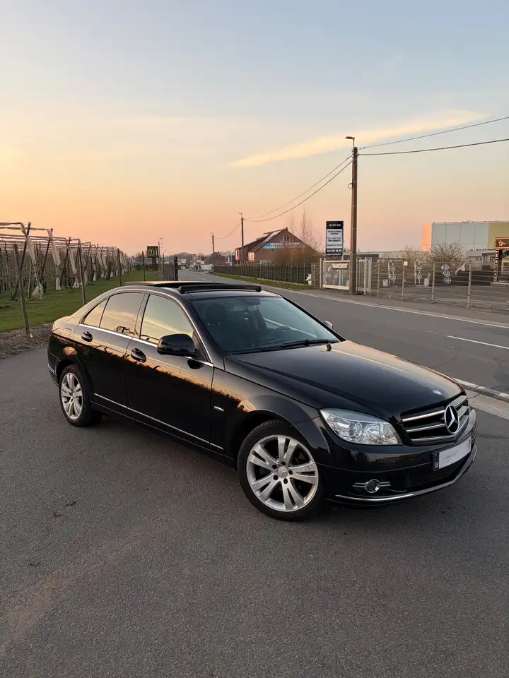 Mercedes-Benz C 220