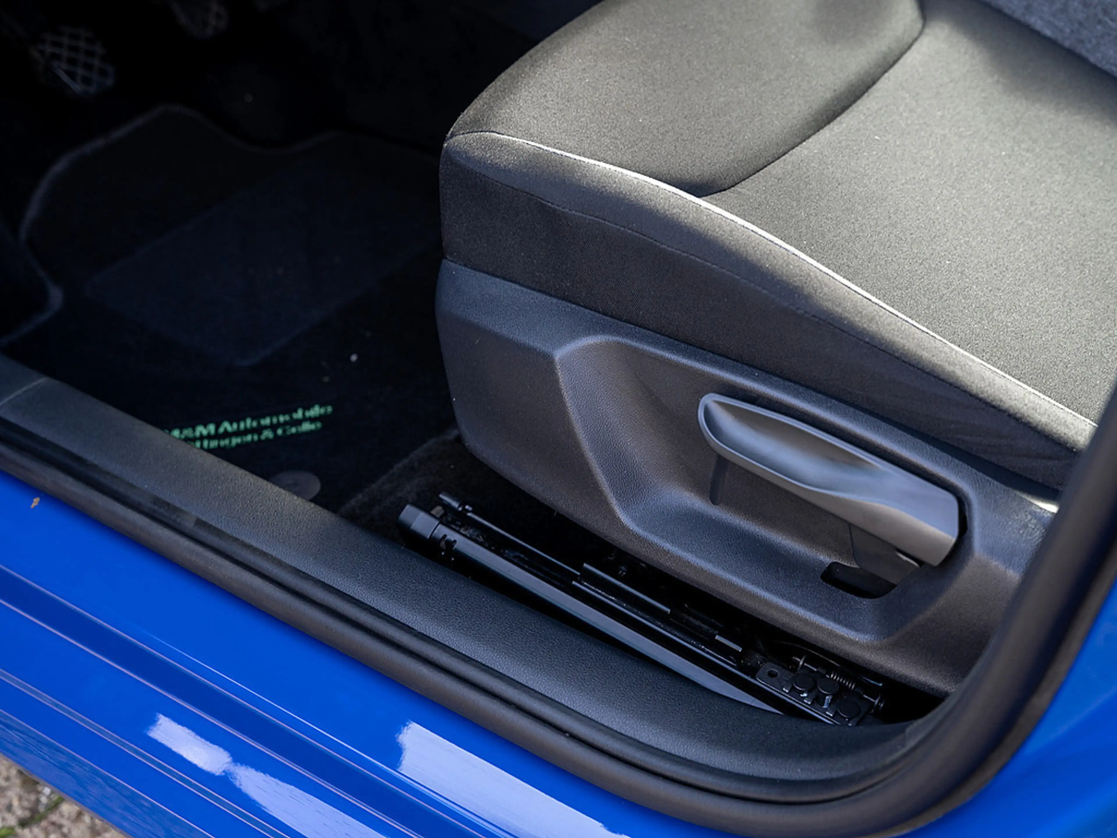 Skoda Fabia 1.0 MPI Essence LED KLIMA PDC — photo 15