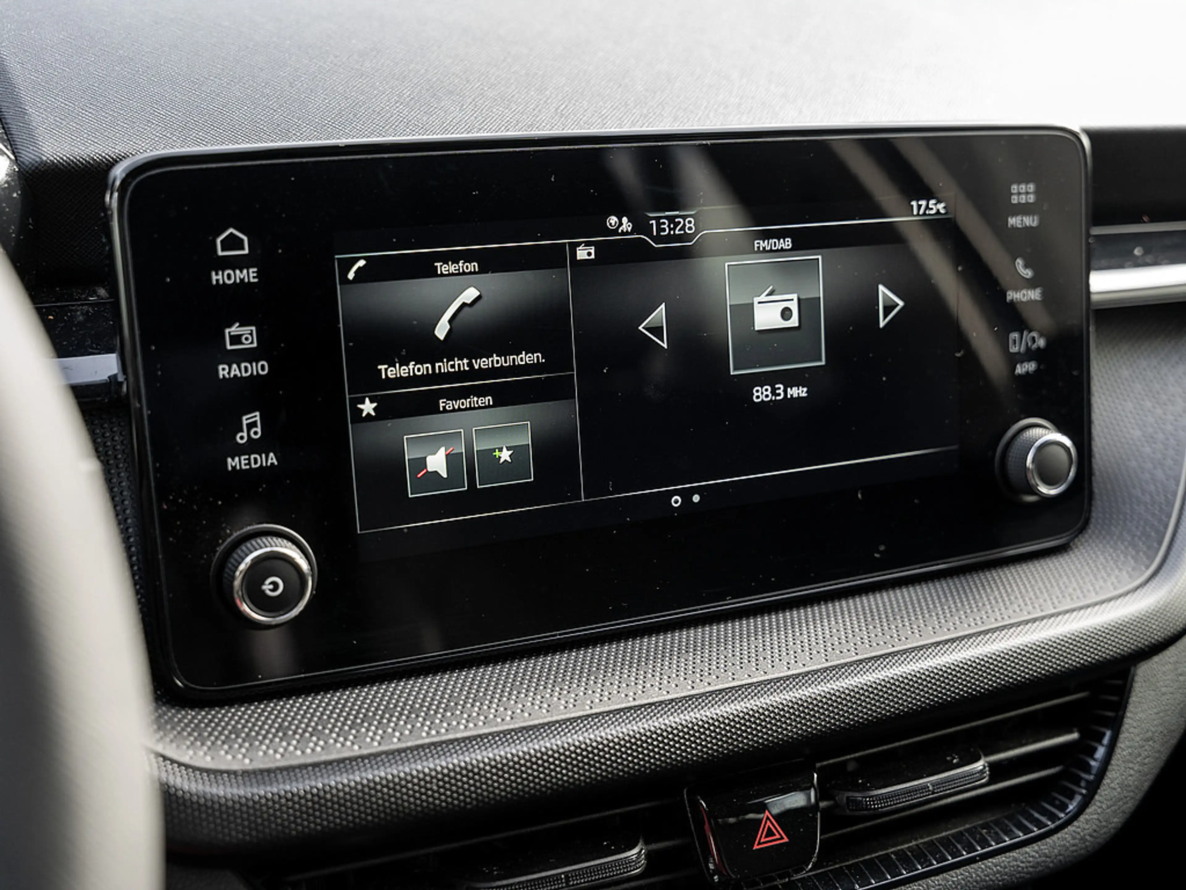 Skoda Fabia 1.0 MPI Essence LED KLIMA PDC — photo 8