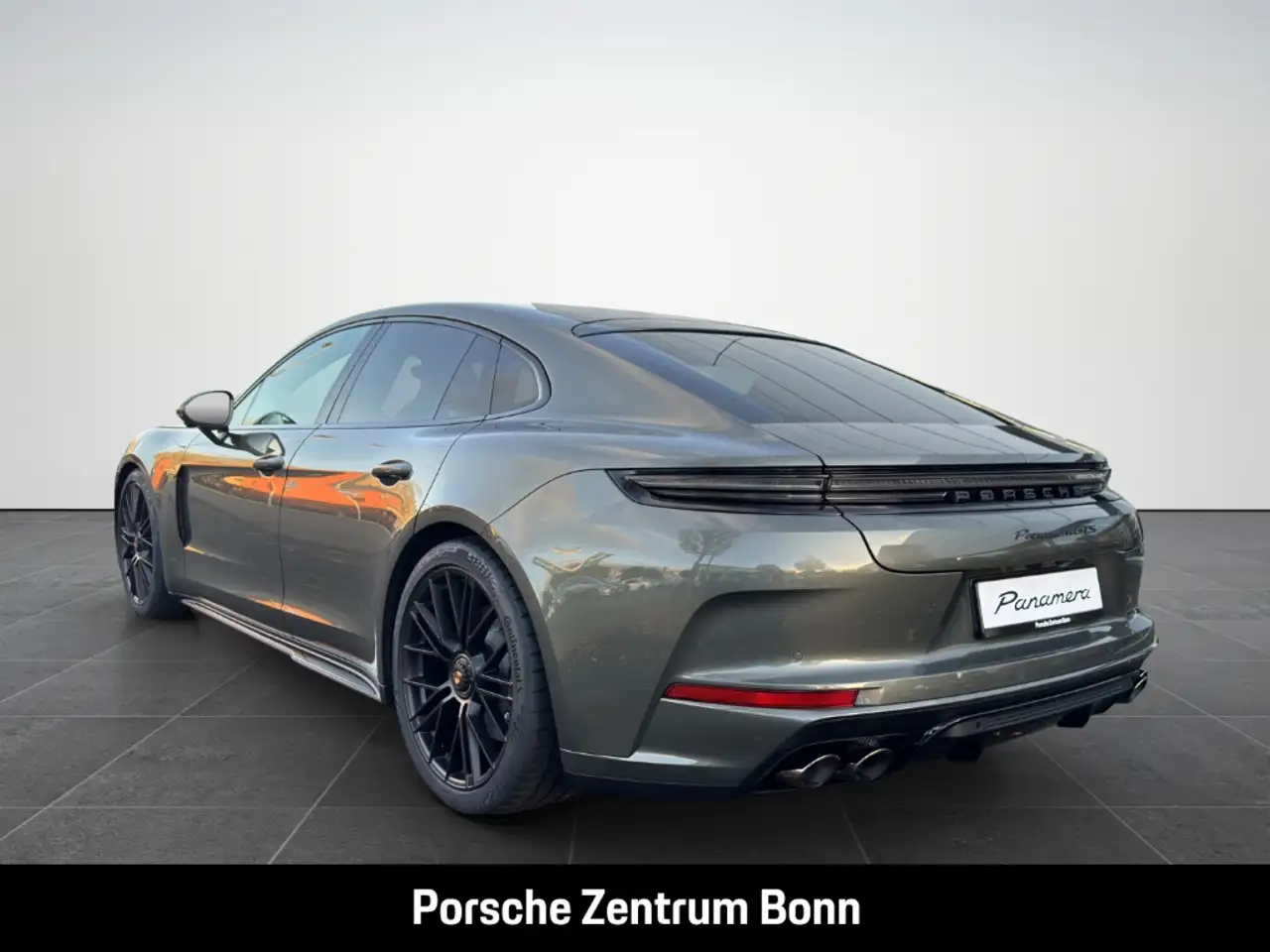 Porsche Panamera GTS HA-Lenkung InnoDrive Head-Up 7