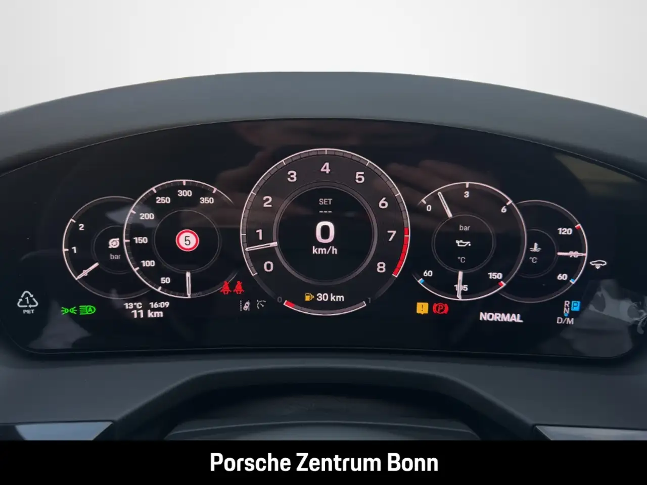 Porsche Panamera GTS HA-Lenkung InnoDrive Head-Up 11