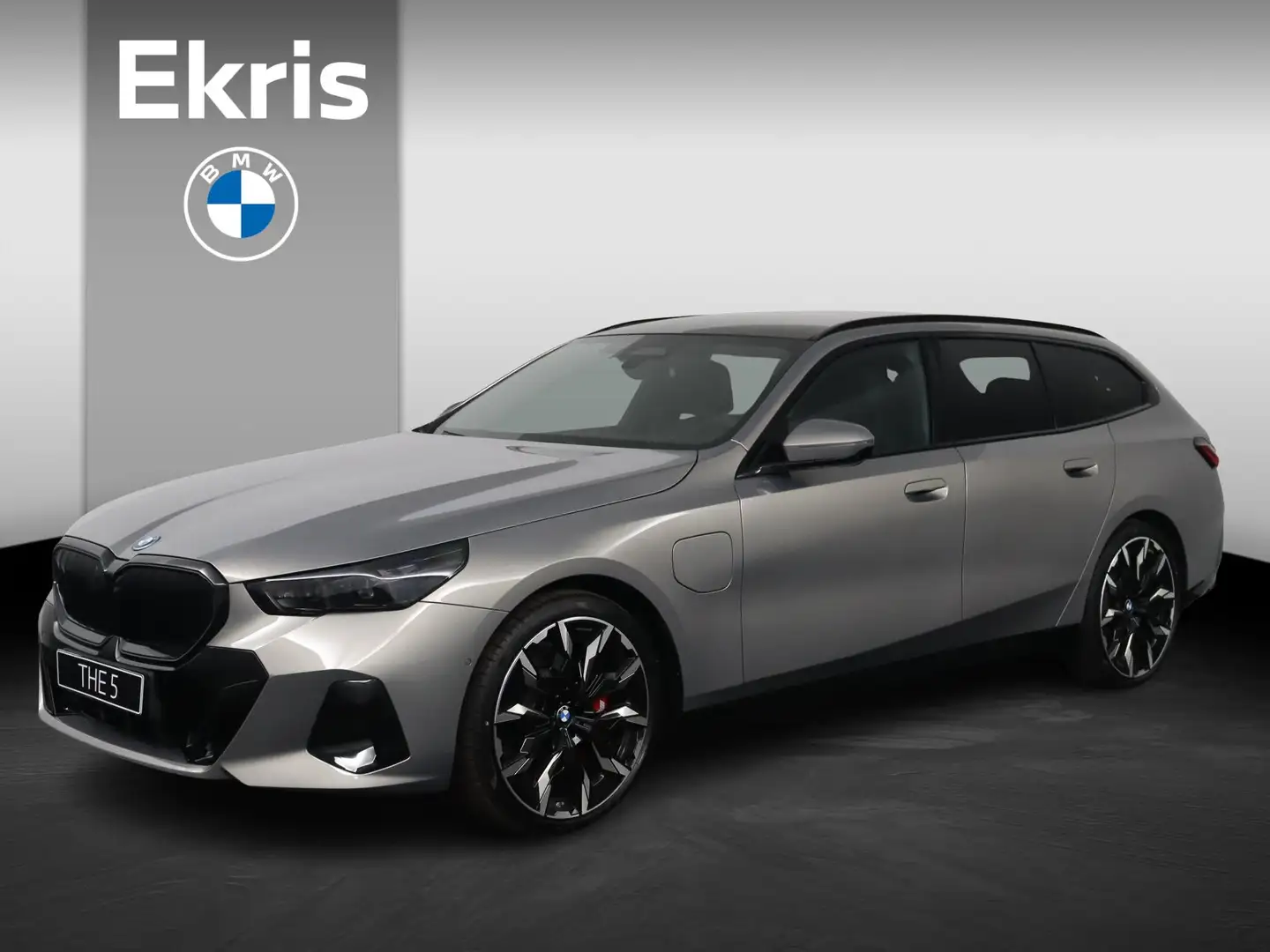 BMW 550 5 Serie Touring 550e xDrive | M Sportpakket Pro | Grau - 1