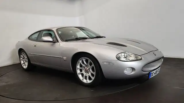 Jaguar XKR coupé