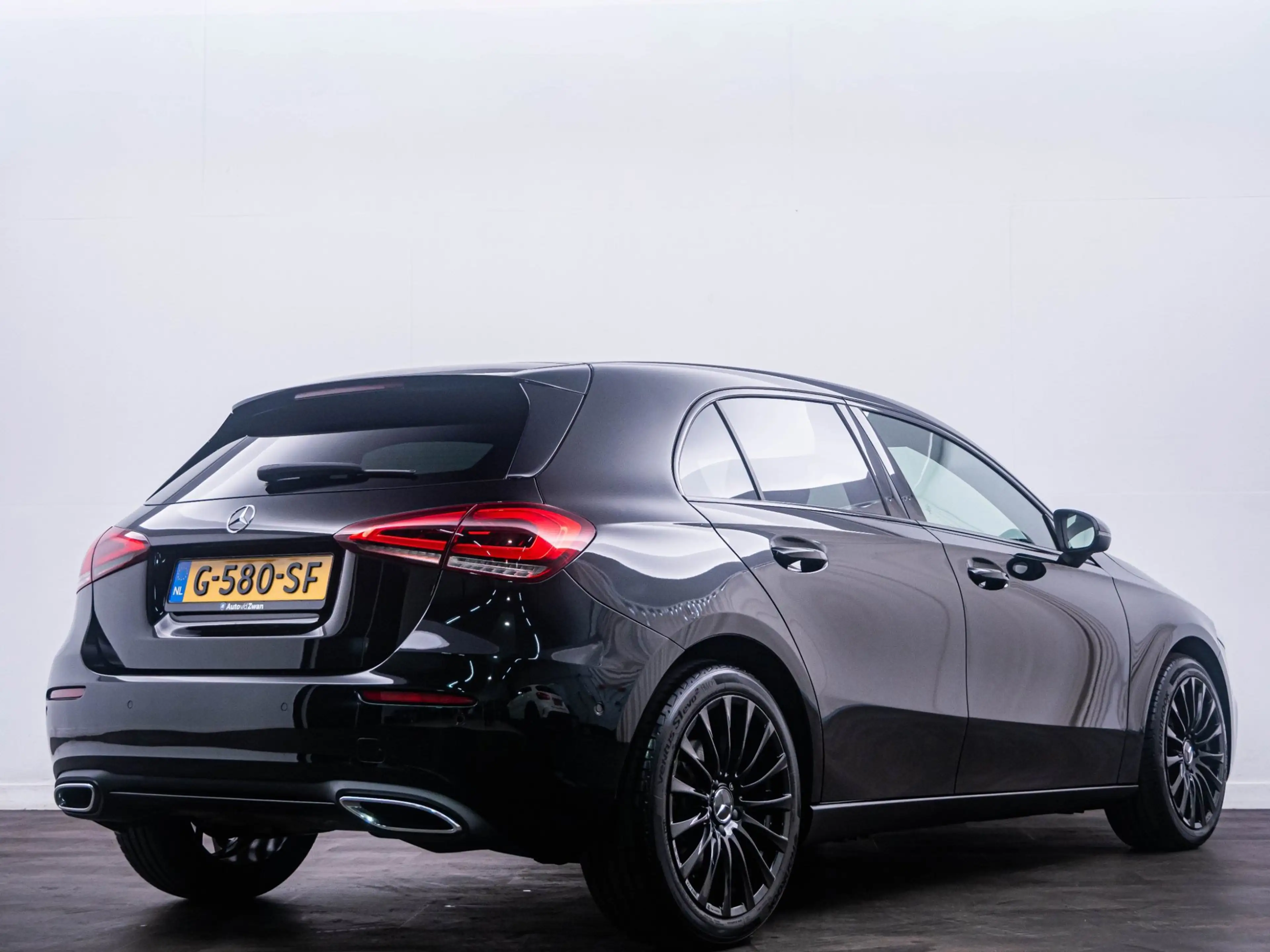Mercedes-Benz A 220 Premium Night Edition PDC|Cruise! — photo 3