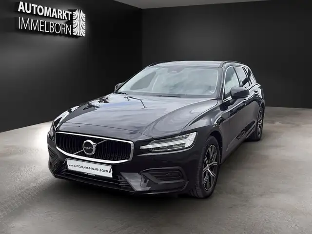 Volvo V60 view 3