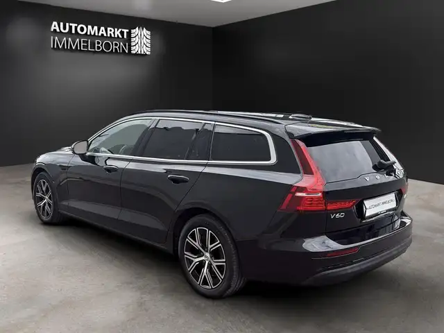 Volvo V60 view 5