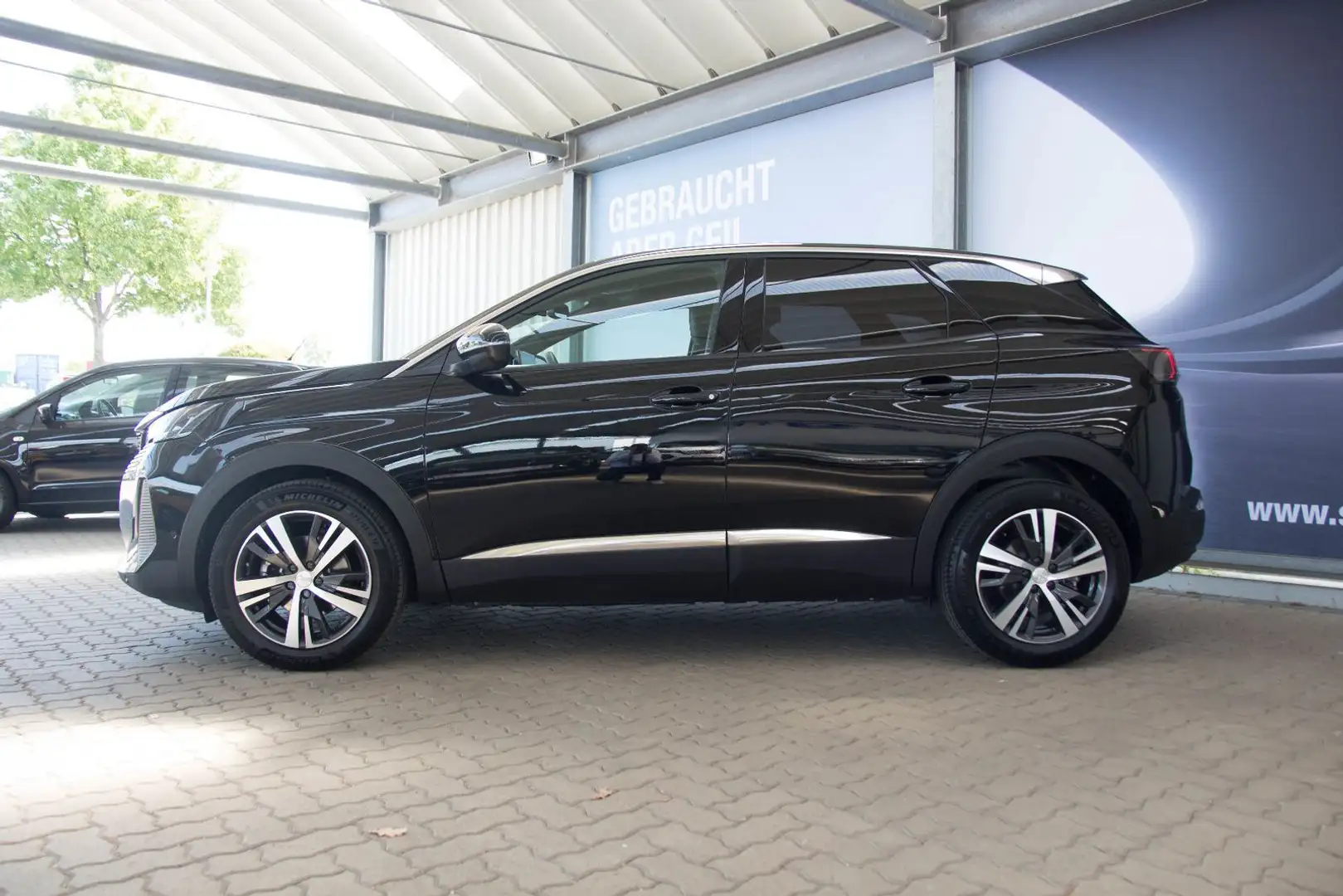 Peugeot 3008 1.2 PuteTech 130 Allure Pack NAVI/KAMERA/LE Schwarz - 2