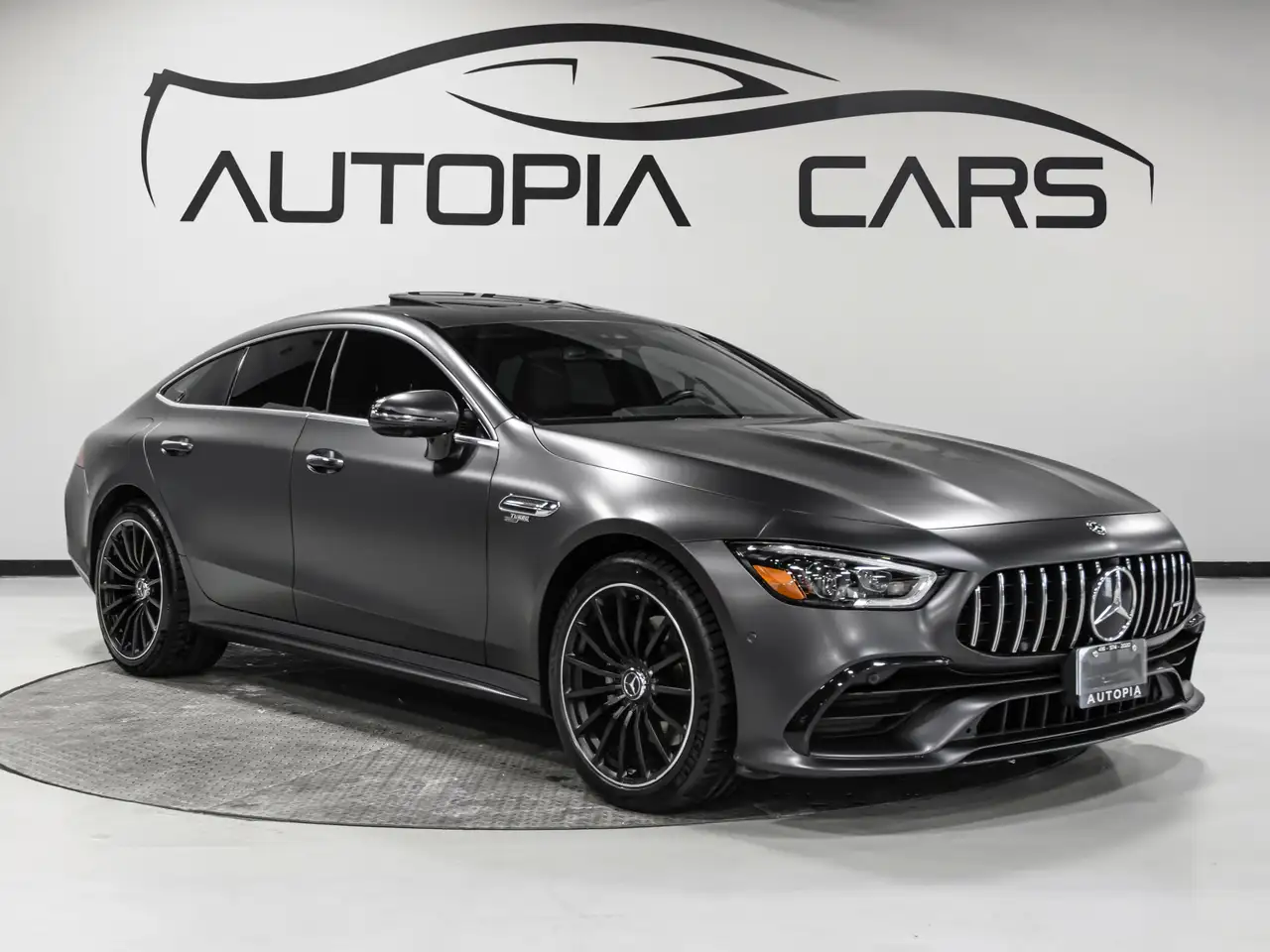 Mercedes-Benz AMG GT снимка Mercedes-Benz AMG GT