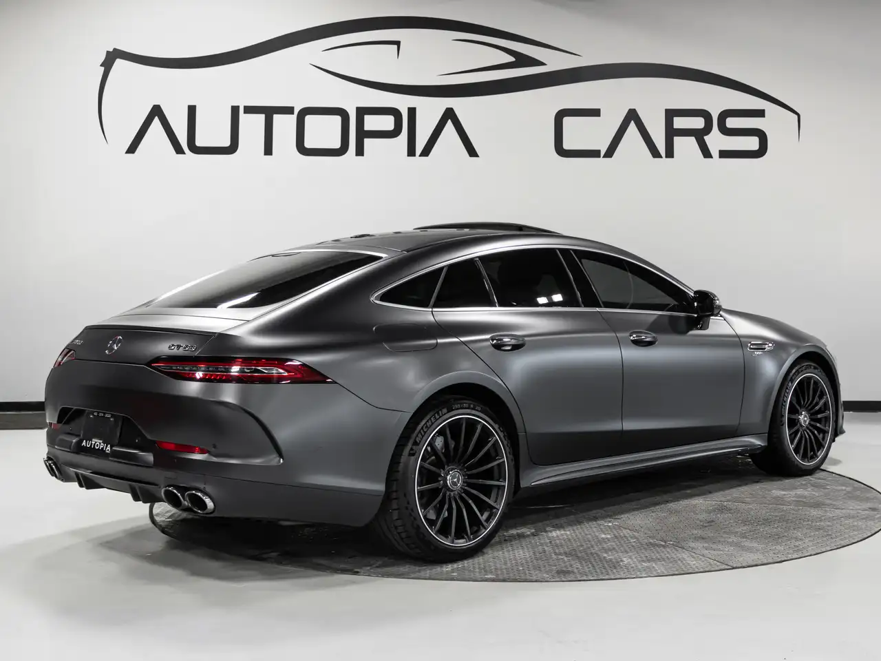 Mercedes-Benz AMG GT снимка Mercedes-Benz AMG GT