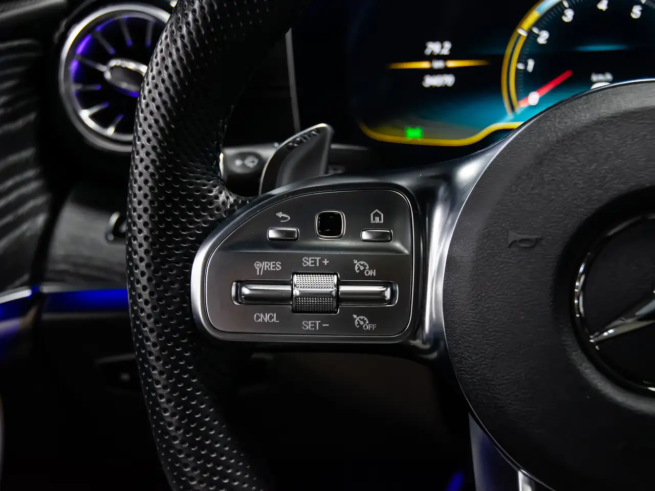 Mercedes-Benz AMG GT снимка Mercedes-Benz AMG GT