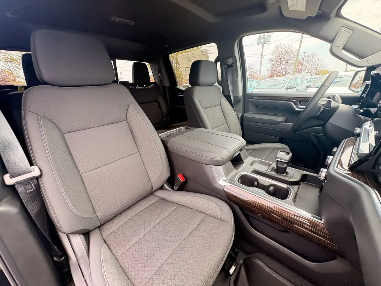 GMC Sierra 1500 снимка GMC Sierra 1500