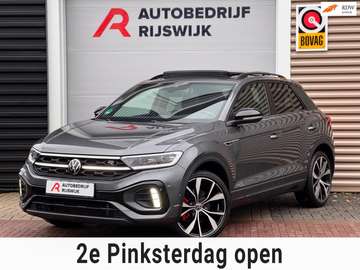 1.5 TSI R-Line Pano/IQ.Light/Keyless/Camera