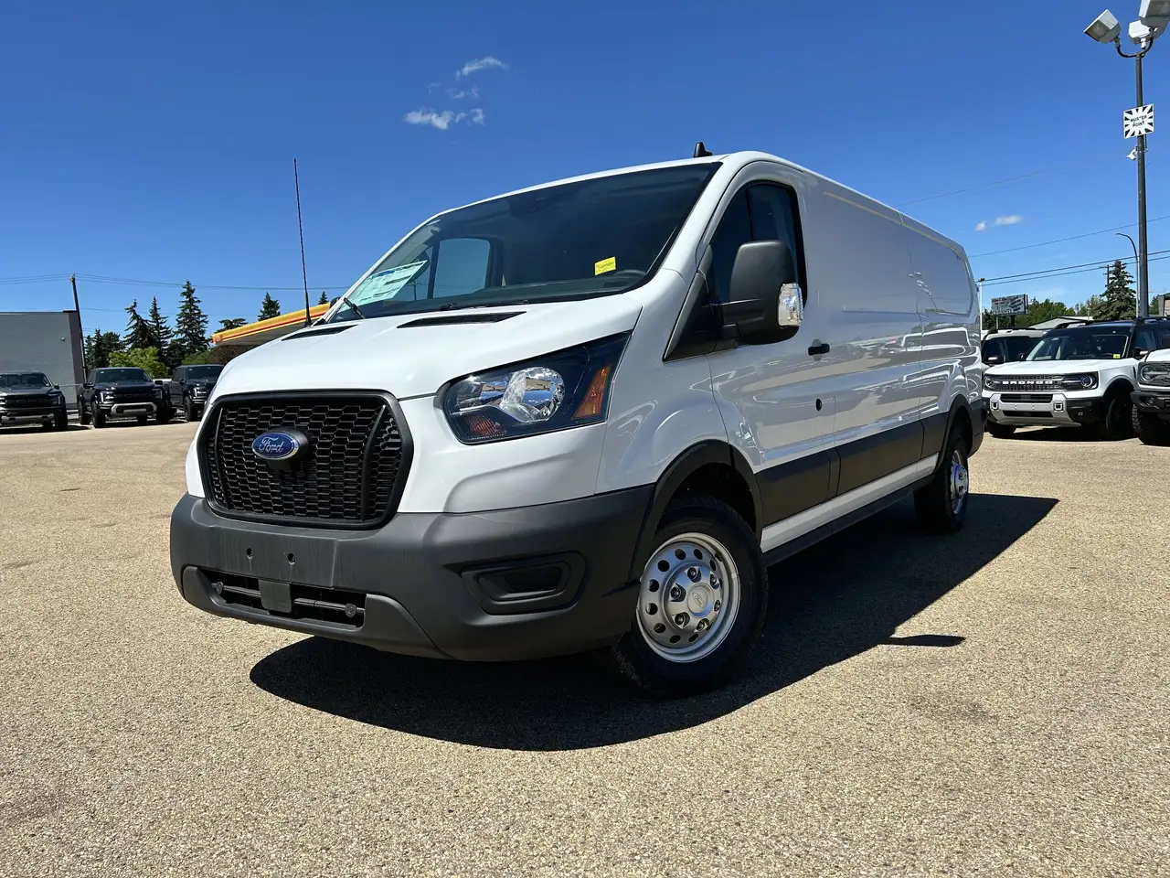 Ford Transit Cargo Van снимка Ford Transit Cargo Van