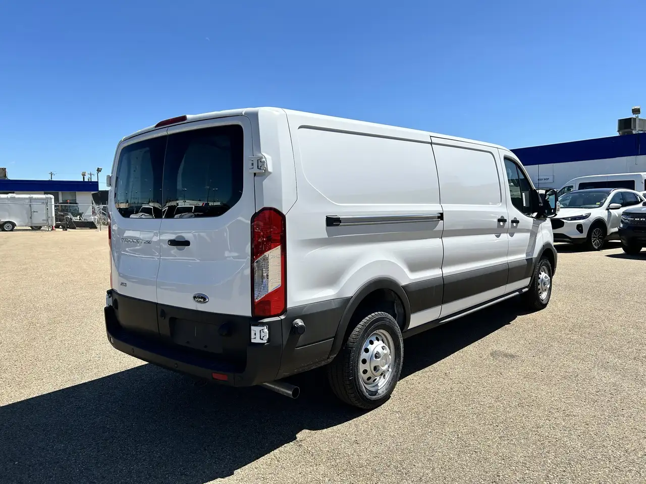 Ford Transit Cargo Van снимка Ford Transit Cargo Van