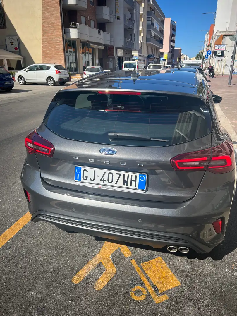 Ford Focus Focus V 2022 1.5 ecoblue ST-Line 120cv Grigio - 1