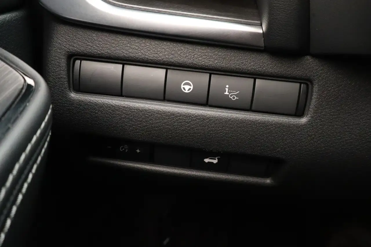 Nissan Rogue photo Nissan Rogue