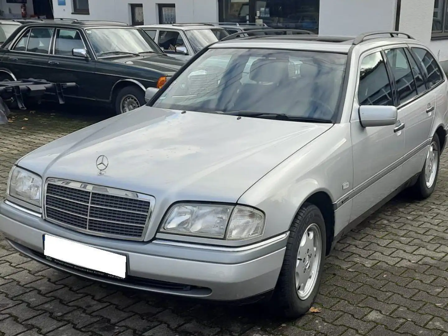 Mercedes-Benz C 180 C 180 T Elegance Silber - 1