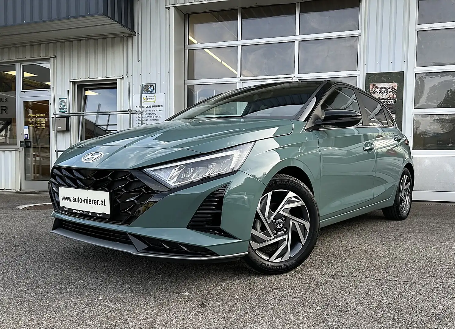 Hyundai i20 1,2 MPI GO PLUS Grün - 1