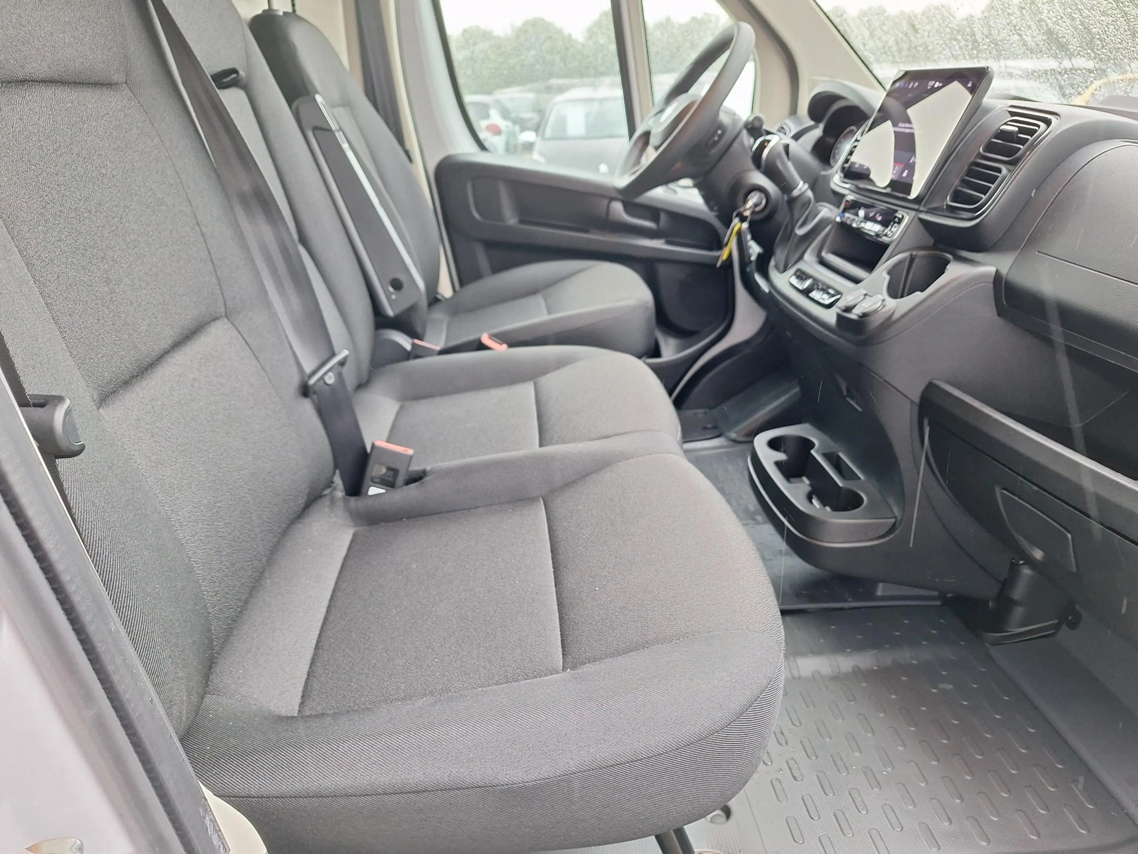 Opel Movano GB 2.2 D 140pk L2H2 Automaat | Navigatie | Climate — photo 15