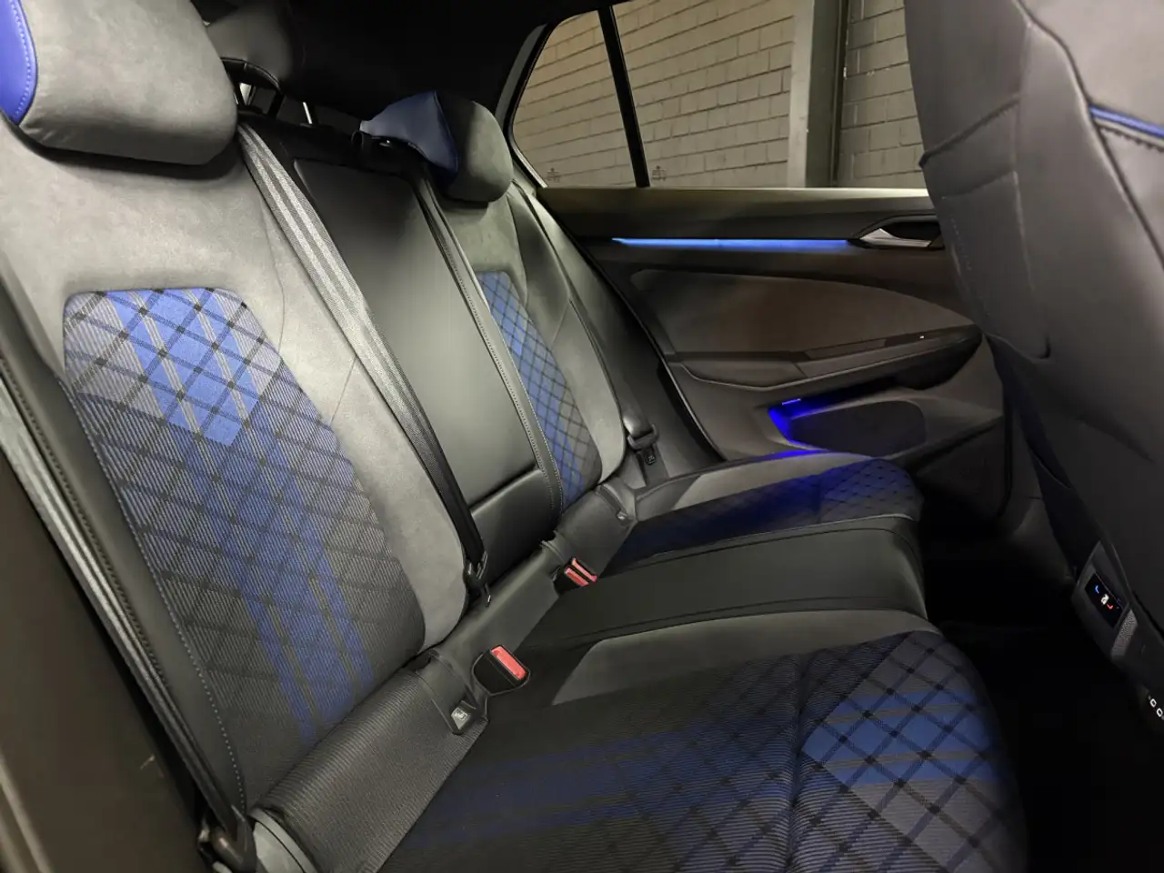 Volkswagen Golf R 4Motion 2.0 TSI 320 CV DSG7 *Toit Ouvrant* *Camér 20