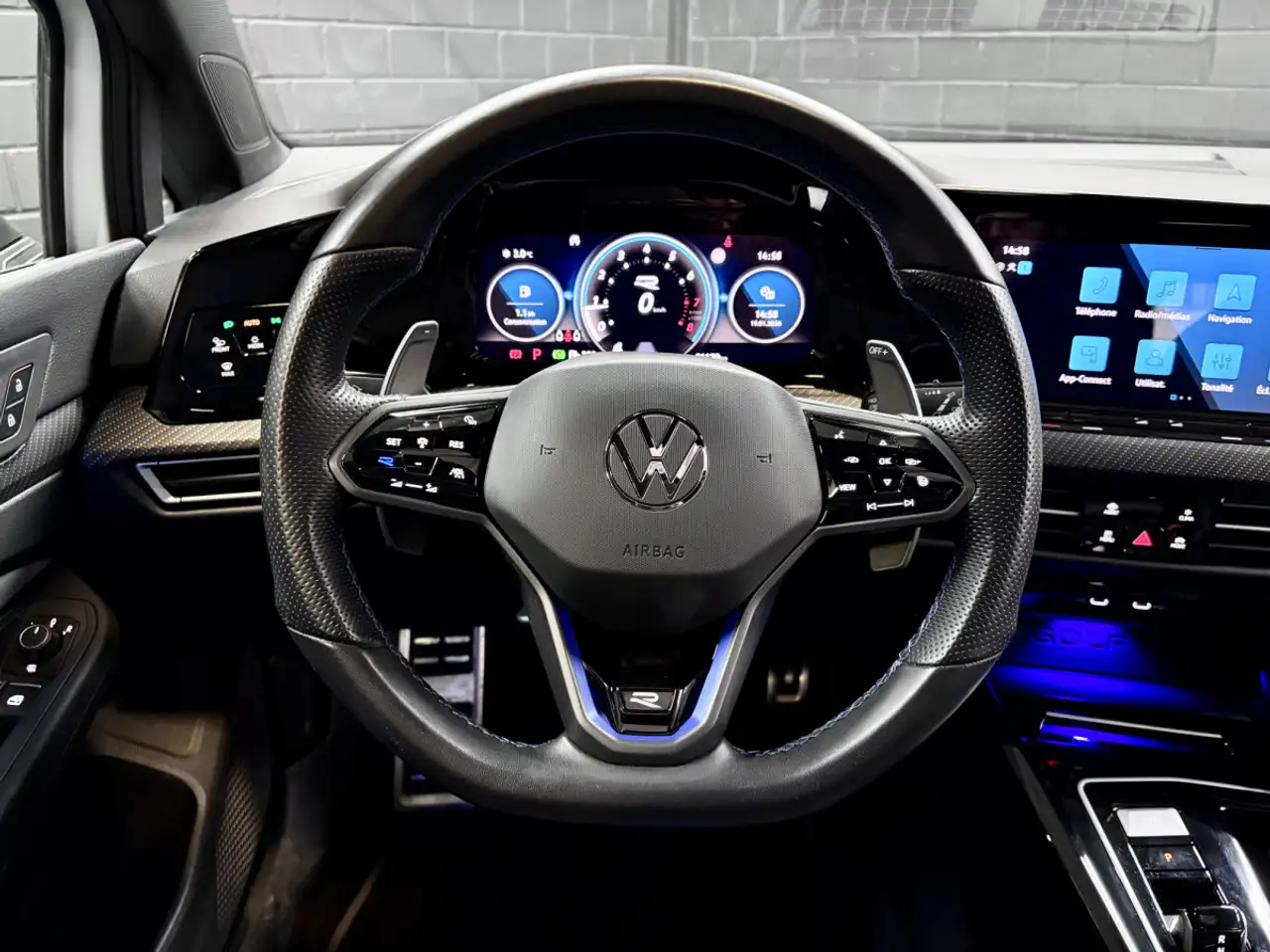 Volkswagen Golf R 4Motion 2.0 TSI 320 CV DSG7 *Toit Ouvrant* *Camér 10