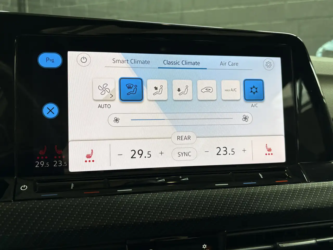 Volkswagen Golf R 4Motion 2.0 TSI 320 CV DSG7 *Toit Ouvrant* *Camér 16