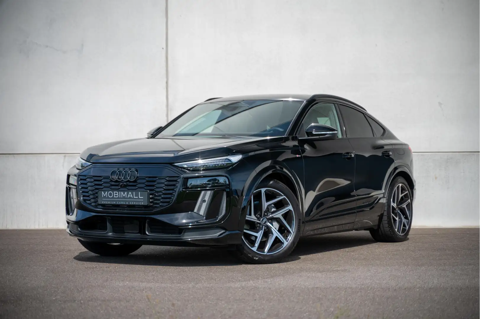 Audi Q6 e-tron Sportback S edition performance 100 kWh Nw. € 102. Zwart - 1