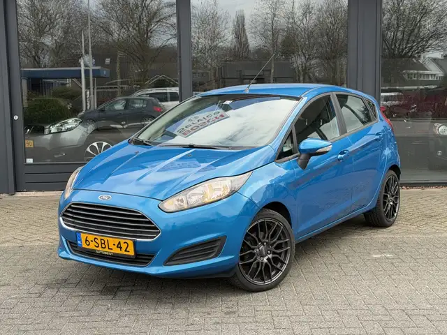 Ford Fiesta Sport LM velgen. Airco + Elektr. pakket.