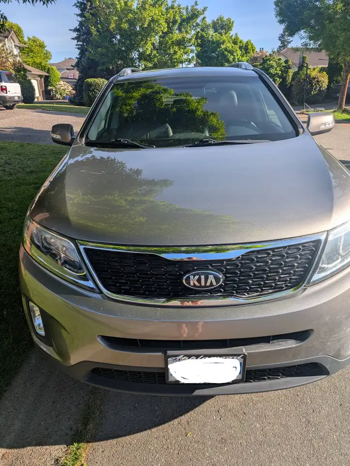 Kia Sorento photo Kia Sorento