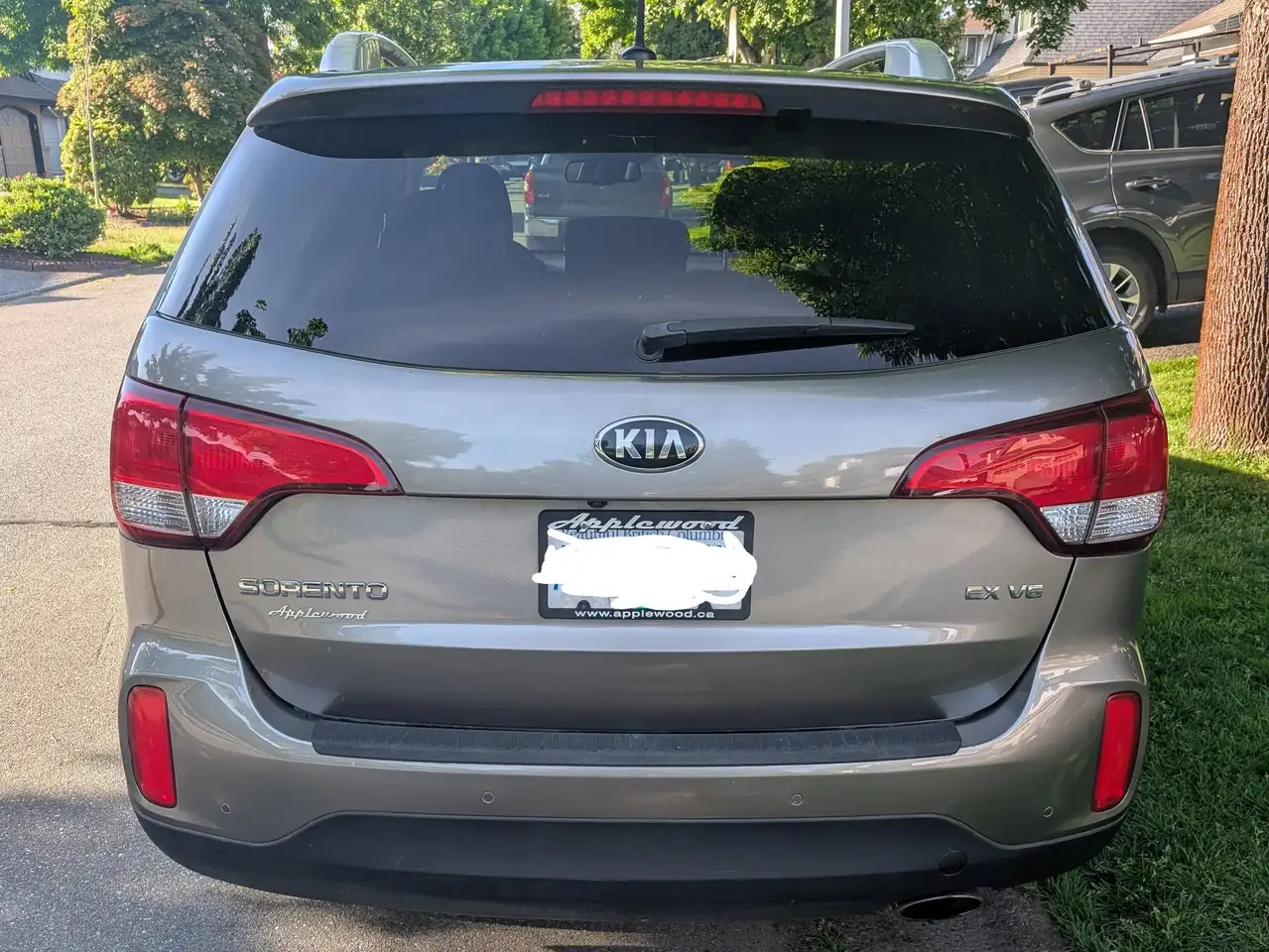 Kia Sorento photo Kia Sorento