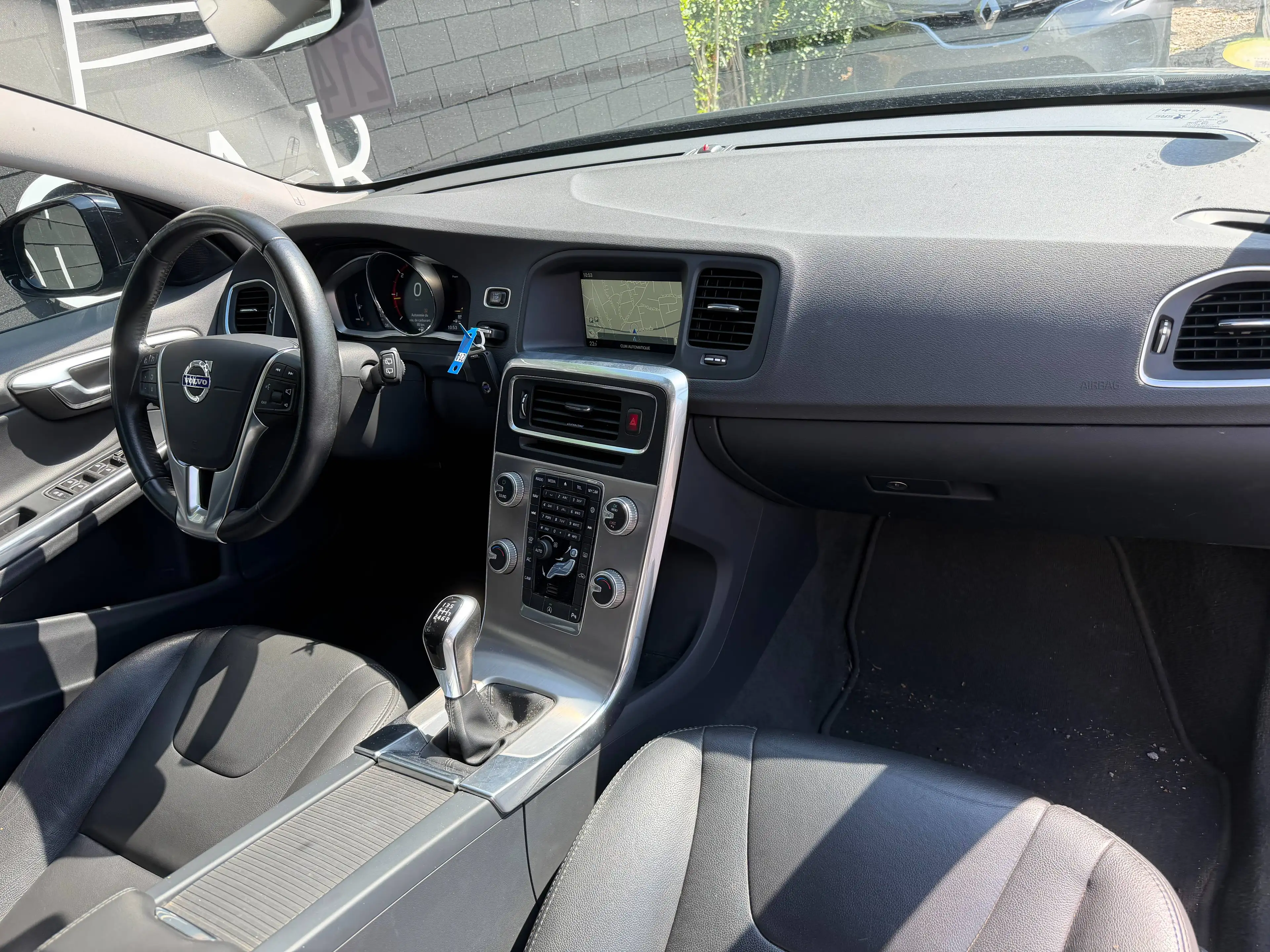 Volvo V60 Cross Country 2.0 D3+EXTRA SET WHEELS+NAVI+CAMERA+CUIR+EURO 6B — photo 12