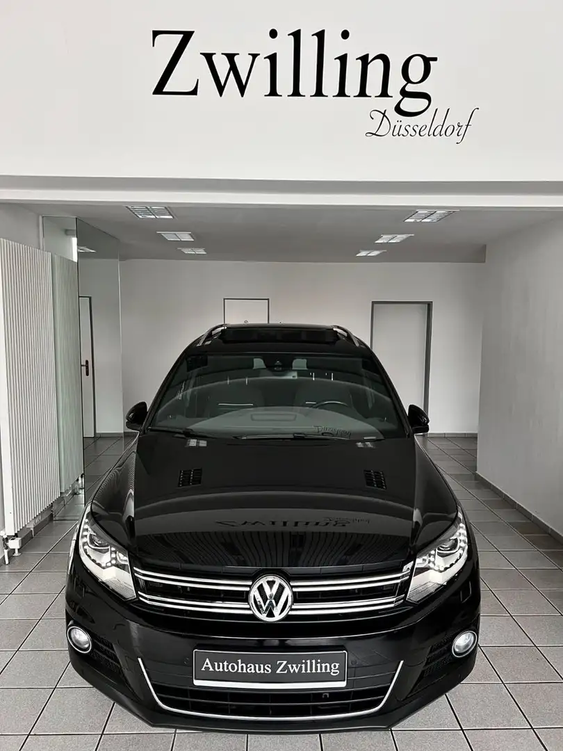 Volkswagen Tiguan Cup Sport Style 4Mot Pano LED StH Bi-X F1 18'AHK Noir - 2