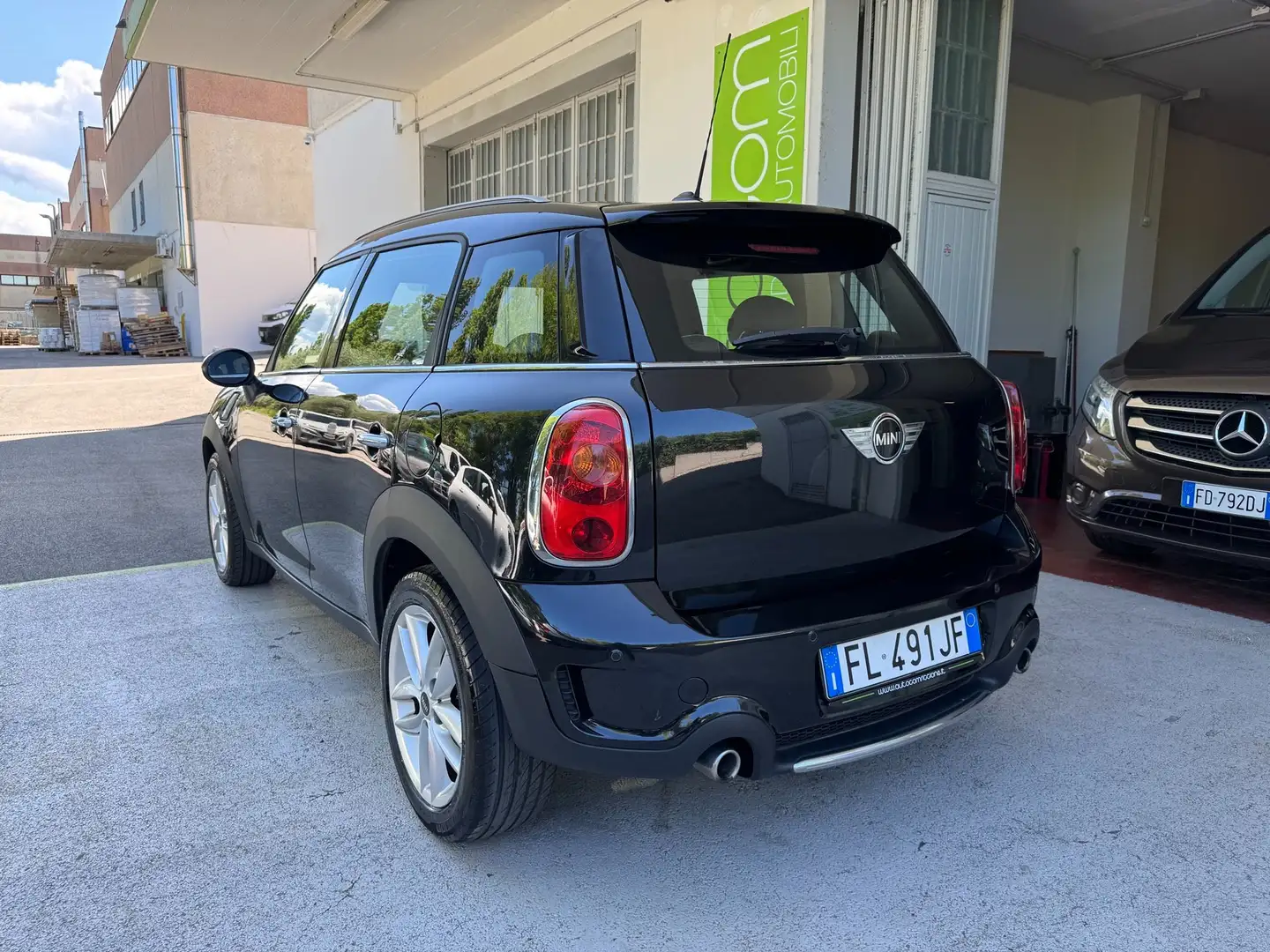 MINI Cooper SD Countryman ALL4 GARANZIA 24 MESI TETTO-HARMAN-NAVY Černá - 2
