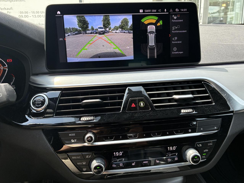 BMW 530 d xDr. T.  M Sport HUD ACC Standh.Kamera AHK — photo 13