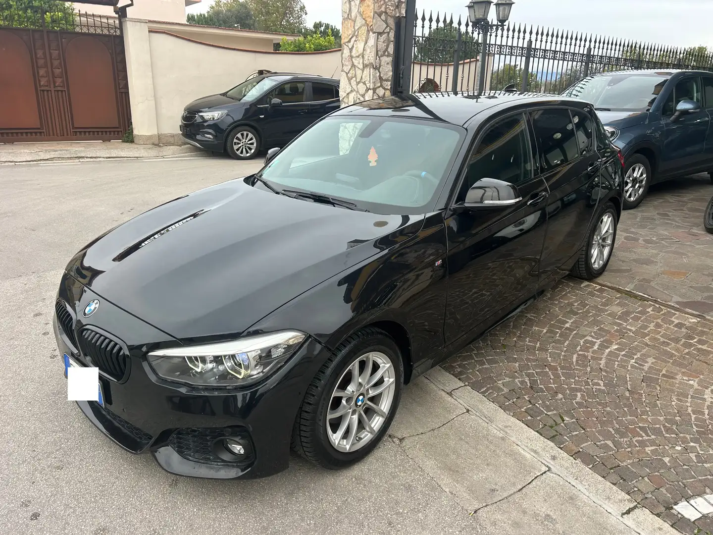 BMW 116 116i Msport 5p Zwart - 1