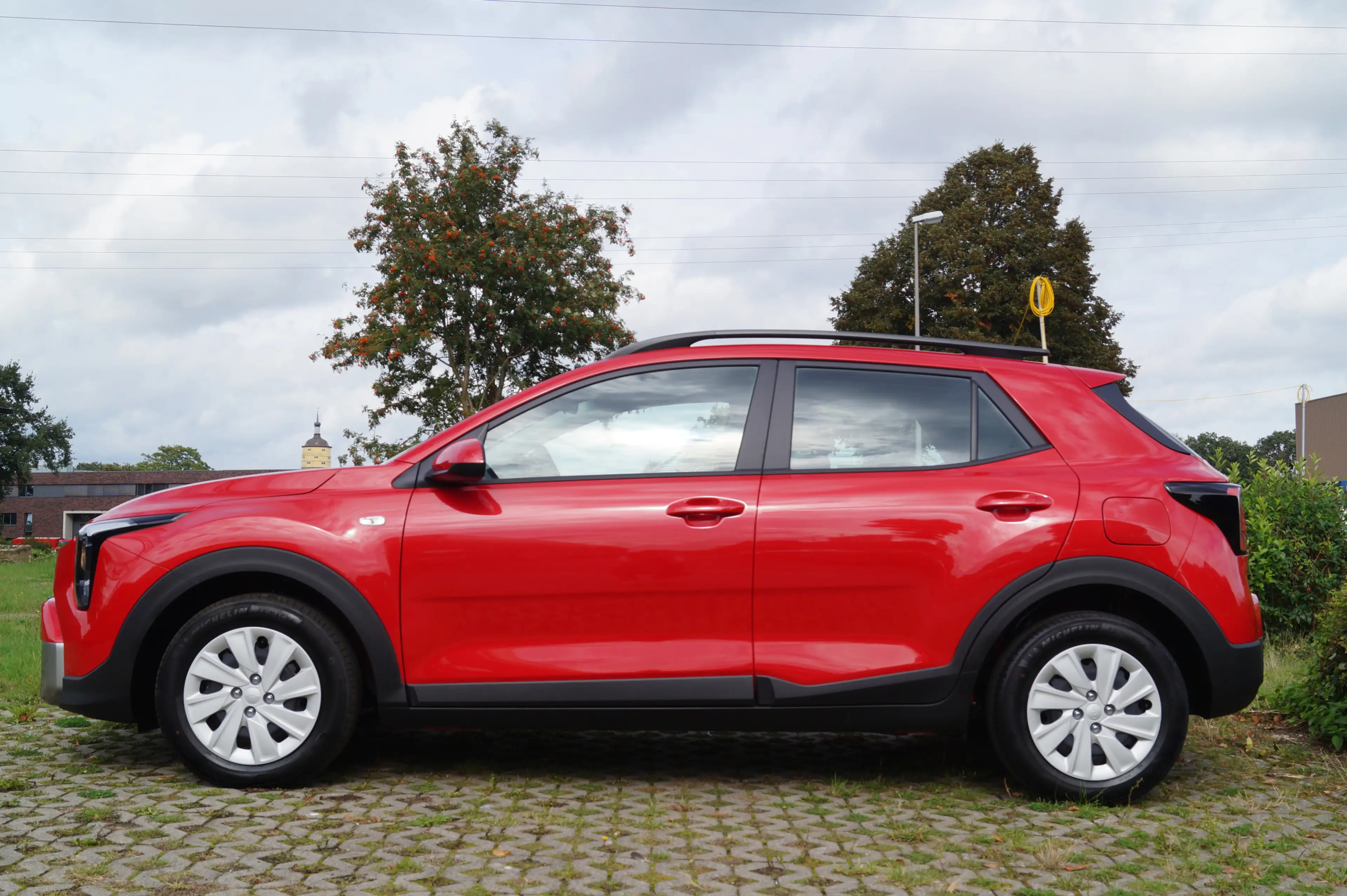 Kia Stonic 1.0T-GDI DCT-SHZG-NAVI-KAMERA-KLIMA-4xPDC — photo 3